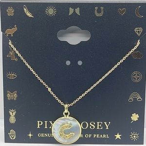 BNWT Necklace with Genuine Mother of Pearl head C pendant